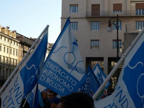 111018-Manifestazione Piazza Borsa (10)